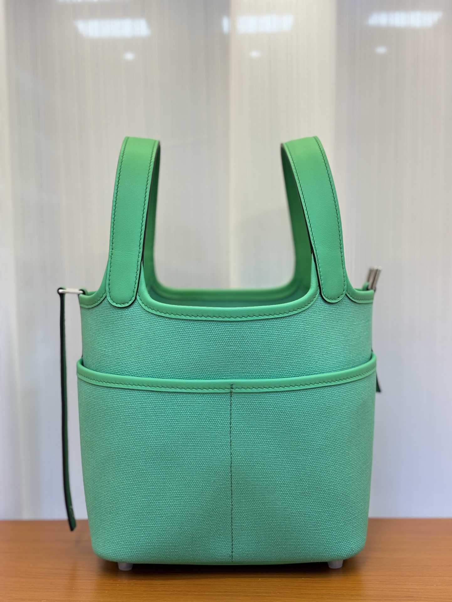 Hermes Picotin Lock 18 Pocket Bag In Vert Fizz 